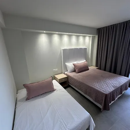 Crystal Blue アパート *