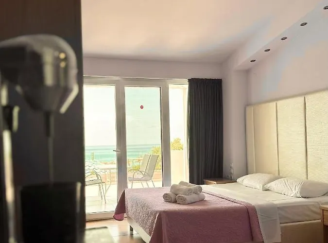 Crystal Blue * ポトス