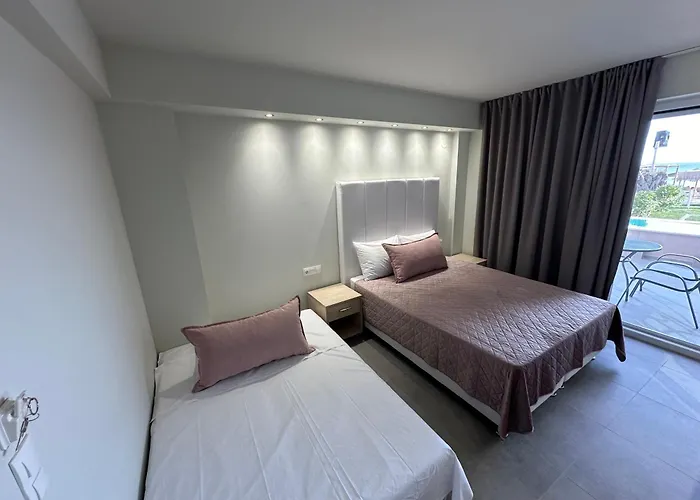 Crystal Blue アパート *