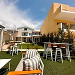 아파트 Crystal Blue