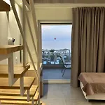 아파트 Crystal Blue *